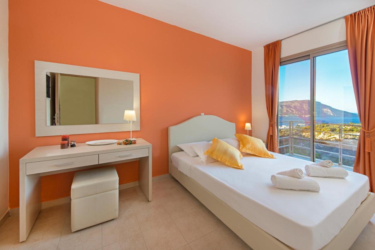 Renata'S Villas Карпатос Экстерьер фото