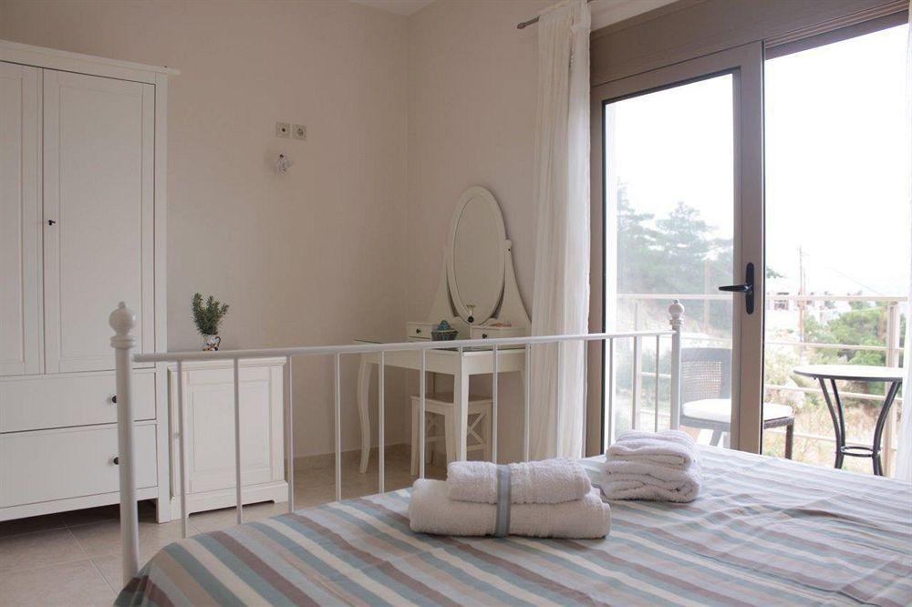 Renata'S Villas Карпатос Экстерьер фото