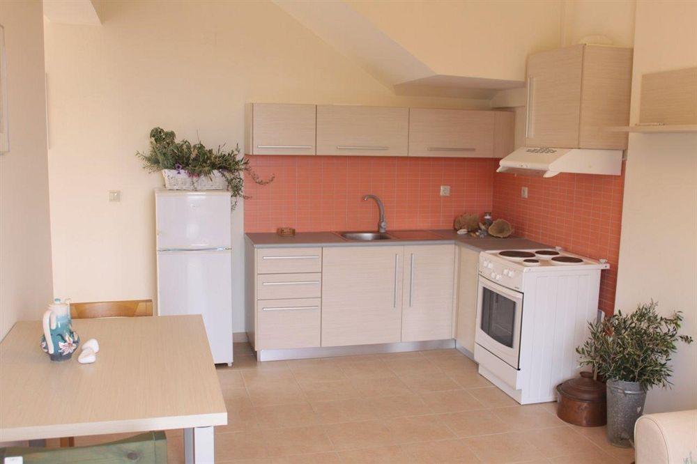 Renata'S Villas Карпатос Экстерьер фото