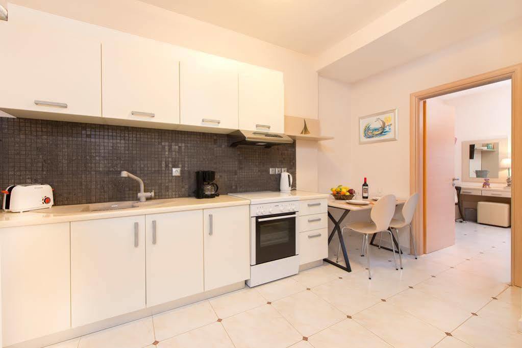 Renata'S Villas Карпатос Экстерьер фото